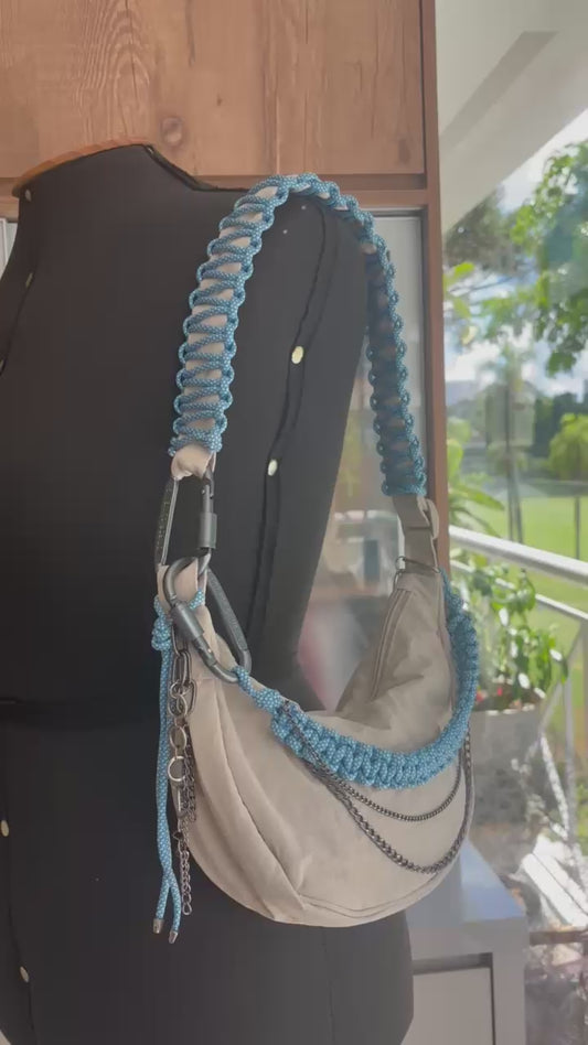 Bolsinha Creme Corda Azul